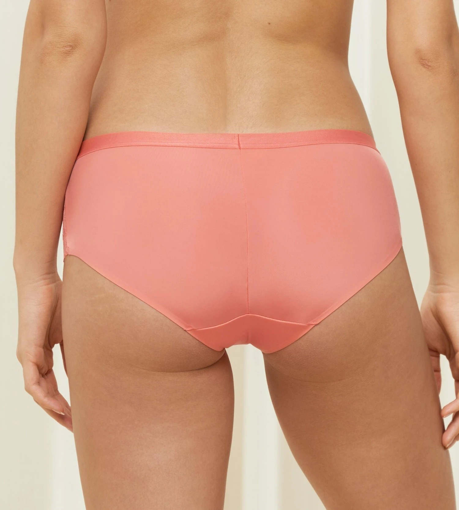 Triumph Culotte Galbante Aura Spotlight 4128 Sugar Coral 3 Triumph Culotte Galbante Aura Spotlight 4128 Sugar Coral – Image 3