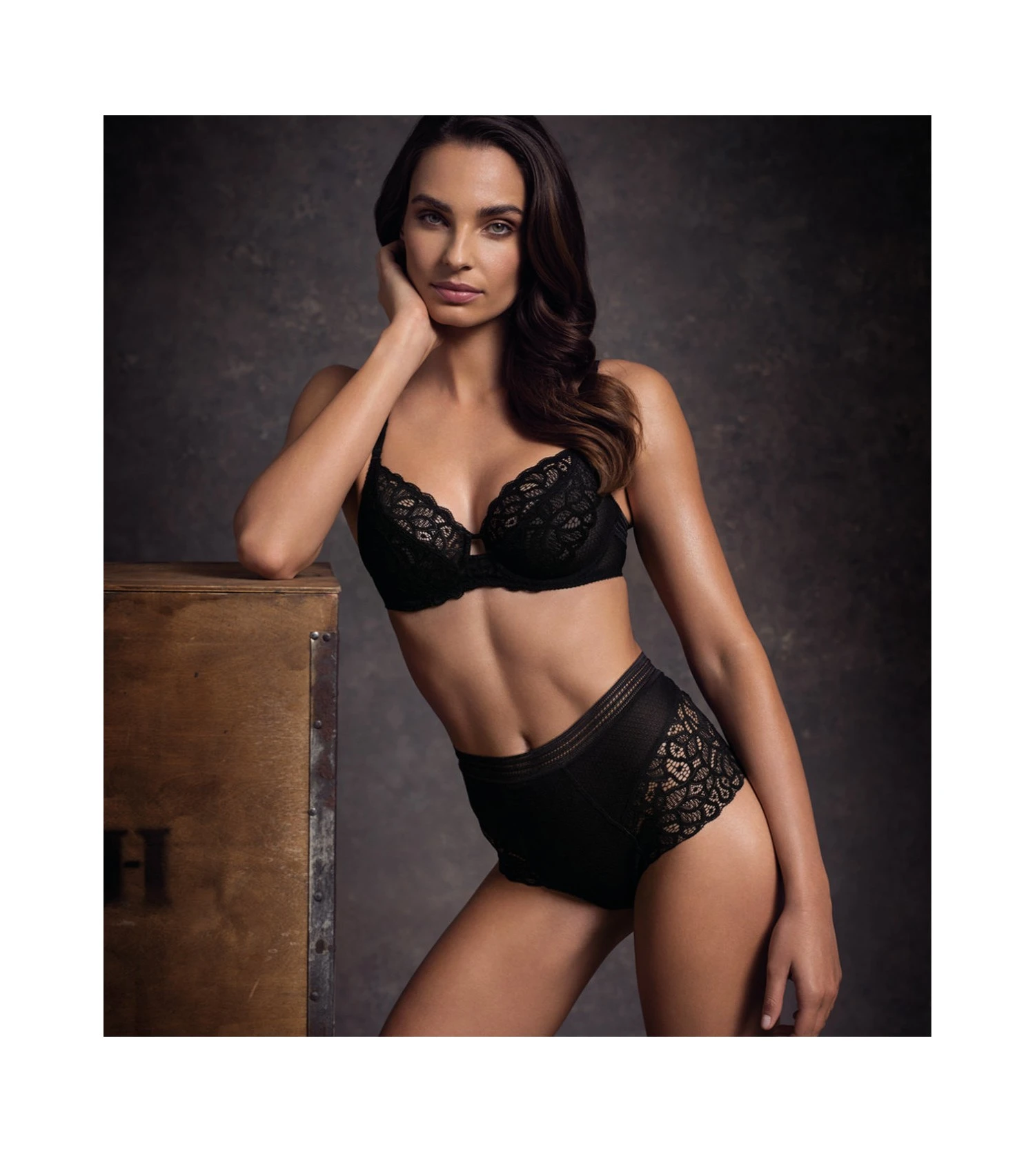 Wacoal Culotte Haute Raffine NOIR 5 Wacoal Culotte Haute Raffine NOIR – Image 5