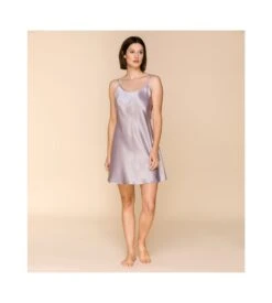 Nuisette En Satin Avec Laçage Dos Lilac Haze -Calida Soldes Magasin nuisette en satin avec lacage dos lilac haze 308 2