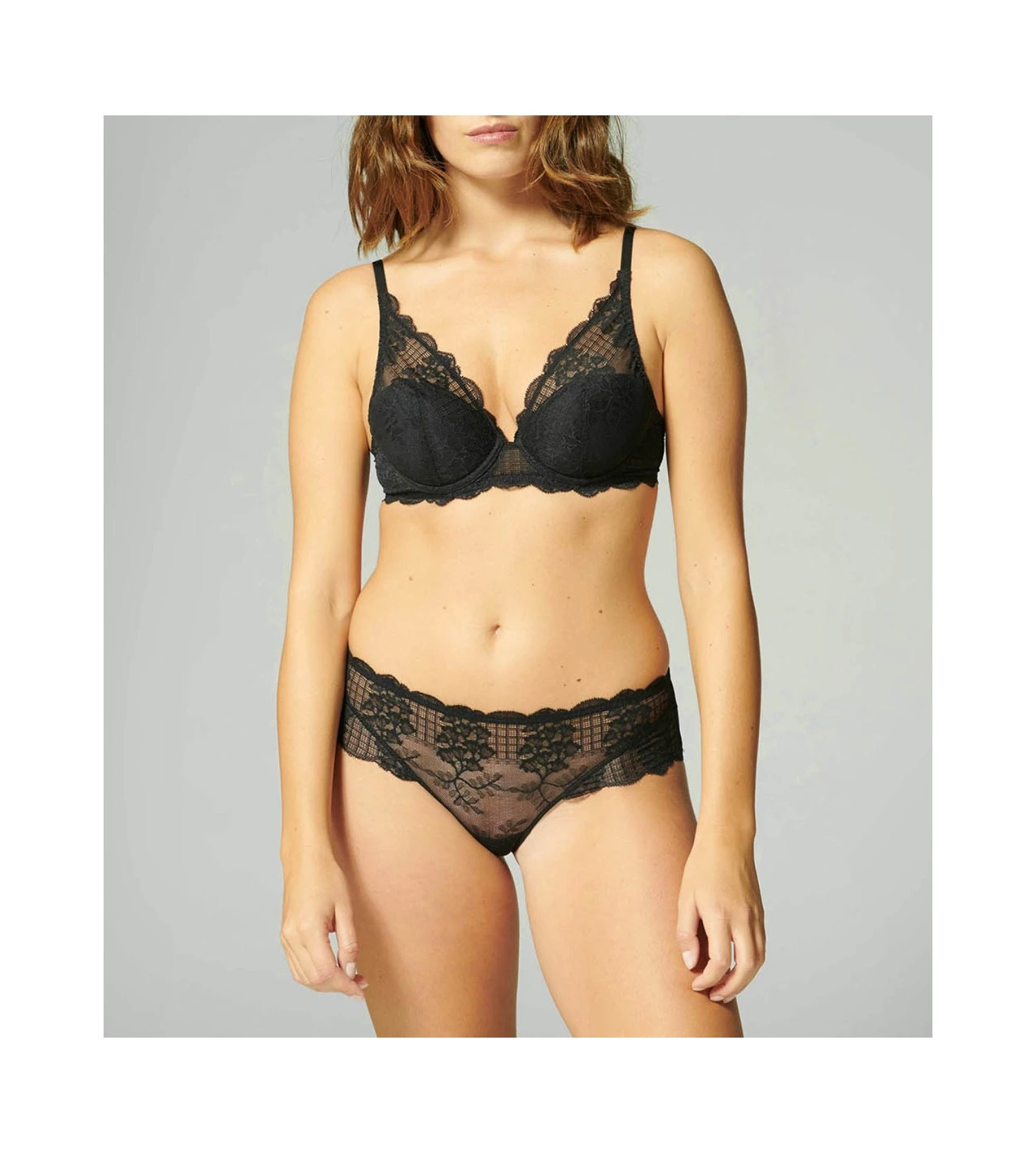Simone Perele Shorty En Dentelle Et Tulle Rêve Noir 2 Simone Perele Shorty En Dentelle Et Tulle Rêve Noir – Image 2