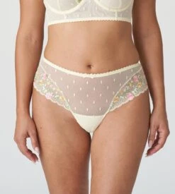 PRIMA DONNA Shorty String Brodé Sedaine French Vanilla -Calida Soldes Magasin shorty string brode sedaine french vanilla 5