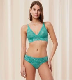 Triumph Soutien-gorge Triangle Sans Armatures Amourette Charm Topaz 8 Triumph Soutien-gorge Triangle Sans Armatures Amourette Charm Topaz -Calida Soldes Magasin soutien gorge triangle sans armatures amourette charm topaz 2