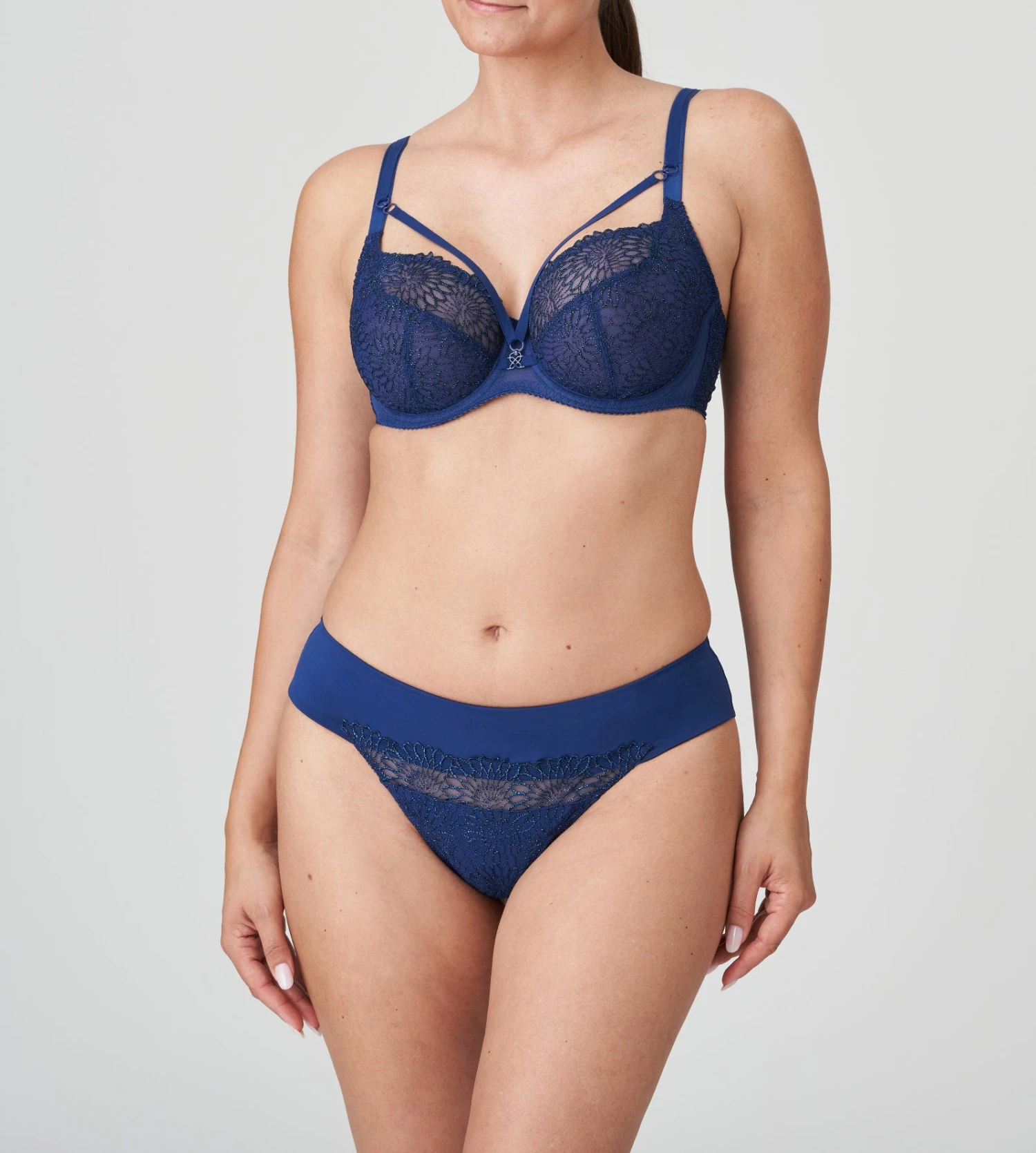 PRIMA DONNA String Sophora Royal 5 PRIMA DONNA String Sophora Royal – Image 5