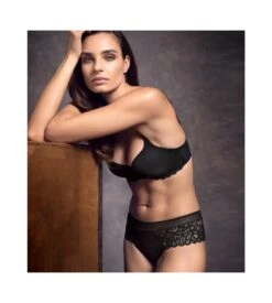 Wacoal String Tanga Raffine NOIR 7 Wacoal String Tanga Raffine NOIR -Calida Soldes Magasin string tanga raffine noir 3